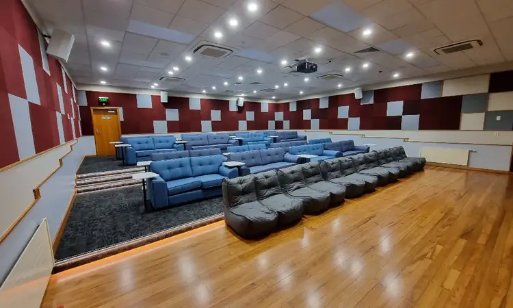 Wool building theatre