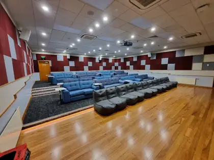 Wool building theatre
