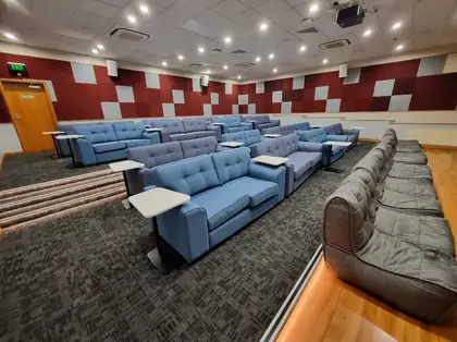 Wool building theatre