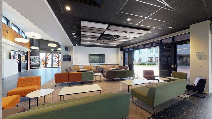 Te Rito's large, airy common area with couches and coffee tables