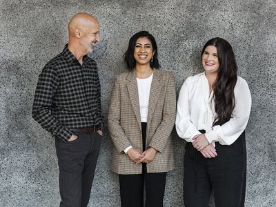 Photo of Associate Professor David Tappin, Dr Natalia D'Souza and Dr Zoe Port
