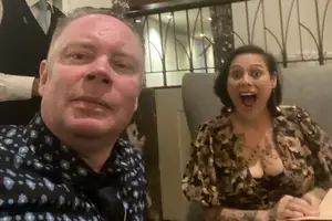 Mr Davidson and singer and entertainer Anika Moa will work together on an album of waiata in te reo Māori.