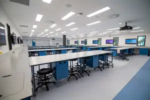Large science lab in the Innovation Complex