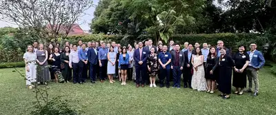 Massey alumni gathered with new students in Singapore.