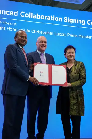 PSB Academy Executive Chairman Viva Sinniah, Prime Minister Christopher Luxon and Vice-Chancellor Professor Jan Thomas.