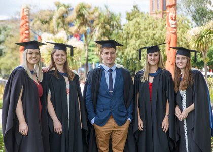 A group of Massey Science graduates on the Manawatu campus