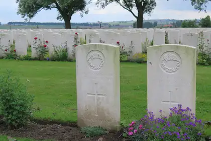 Unknown New Zealand graves in Messines