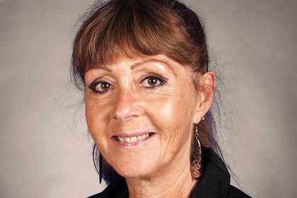 Associate Professor Sonja Macfarlane