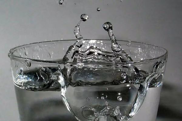 Zinc link might make roof water safer to drink - image1