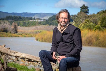 Critic and conscience award for 'fearless crusader' - image1