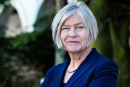 Professor Sally Casswell