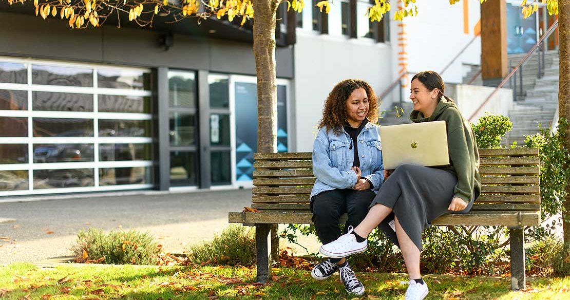 Virtual Open Days return for 2021 - Massey University