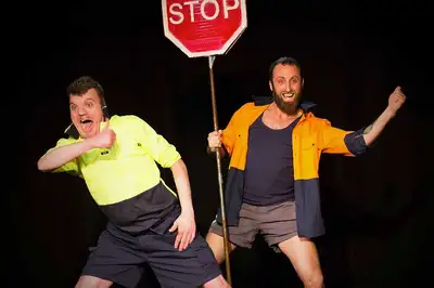 Kiwi road workers’ banter makes London stage  - image2