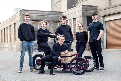 Electric Cargo trike team