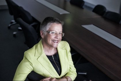 Valentine-Lizzie-2019-(01)